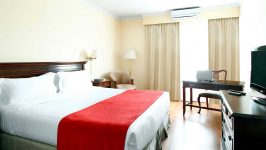 1 Noche en Cyan Américas Towers + Cena