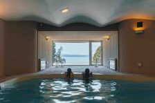 3 noches en familia con media pensión en La Cascada Casa Patagónica by DON